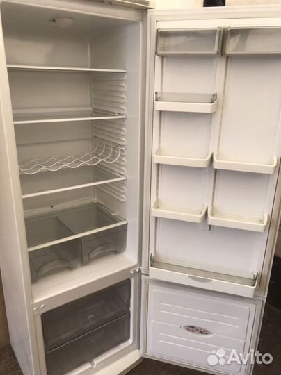 Холодильник атлант двухкамерный