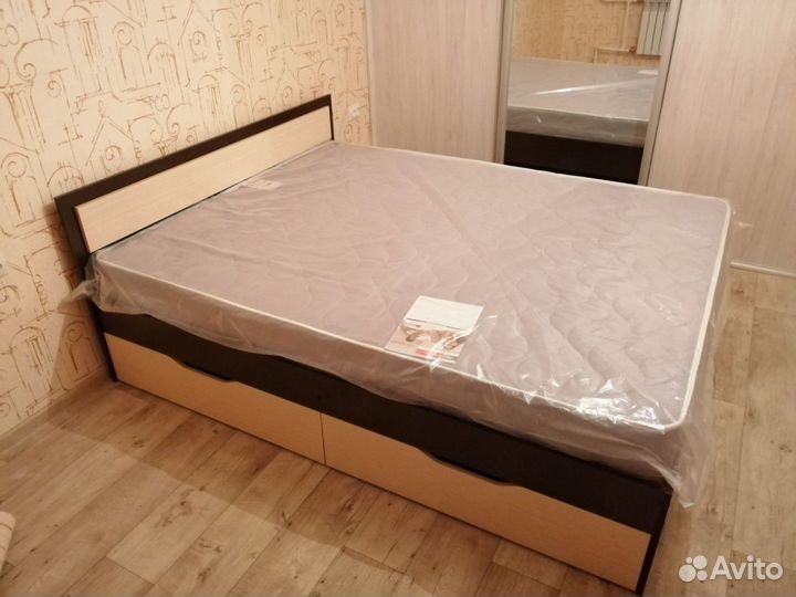 Кровать с ящиками Венге