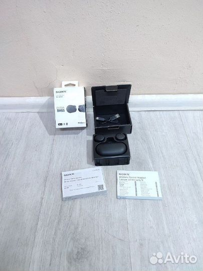 Беспроводные наушники с микрофоном Sony WF-XB700