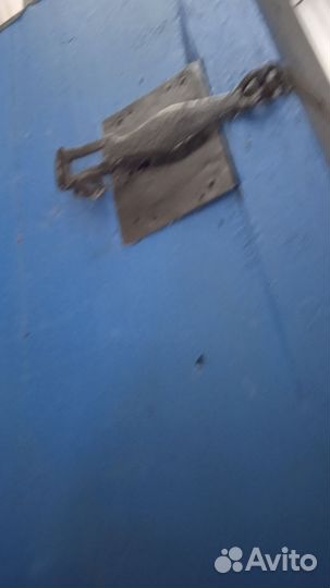 Сундук старинный