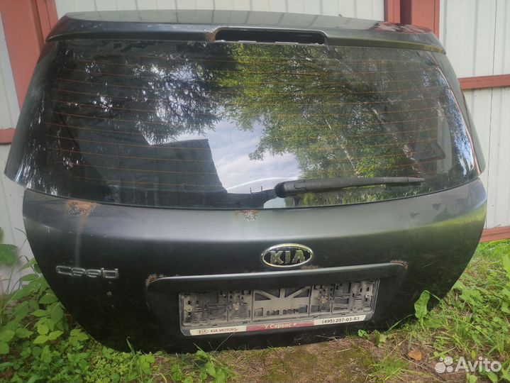 Дверь багажника Kia Ceed