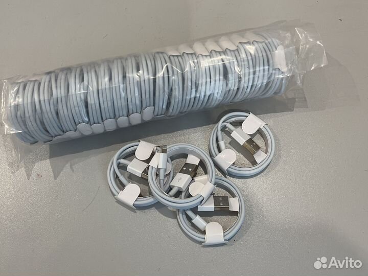 Кабель зарядный новый для iPhone USB Lightning 1м