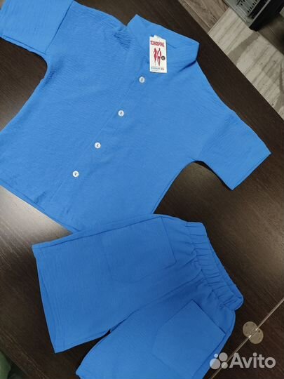 Новый костюм на мальчика 32 (122-128)