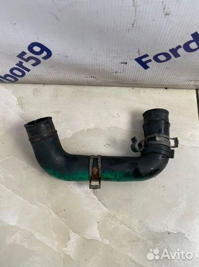 Шланг вентиляции картерных газов Ford Focus 2 CB4