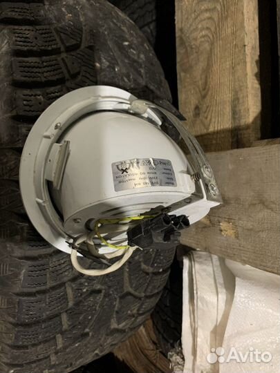 Точечный встраиваемый светильник