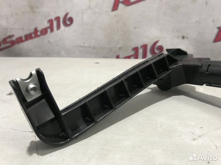 Форсунка омывателя фары правая Lexus Is 2