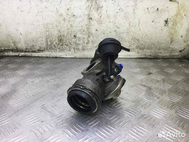 Клапан EGR Фольксваген Бора 038131501AT; 038131501