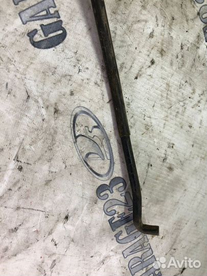 Упор капота ford mondeo 1