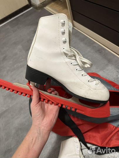 Коньки женские 36 размер