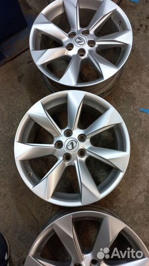 Lexus RX 350 R18 оригинал