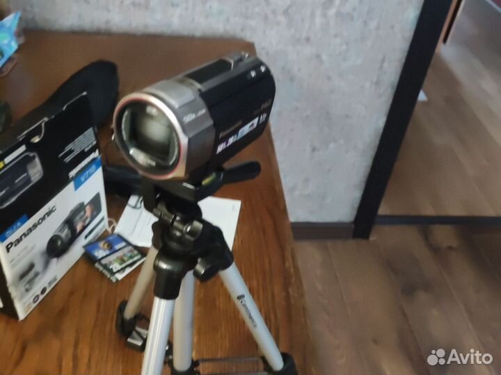 Видеокамера Panasonic HC-V710