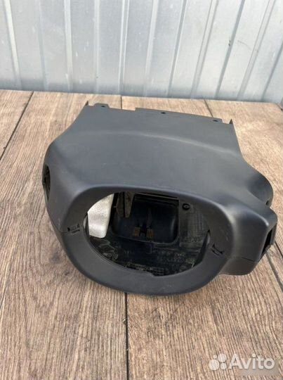 Обшивка рулевой колонки Renault Laguna 1.6