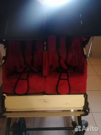 Коляска для двойни