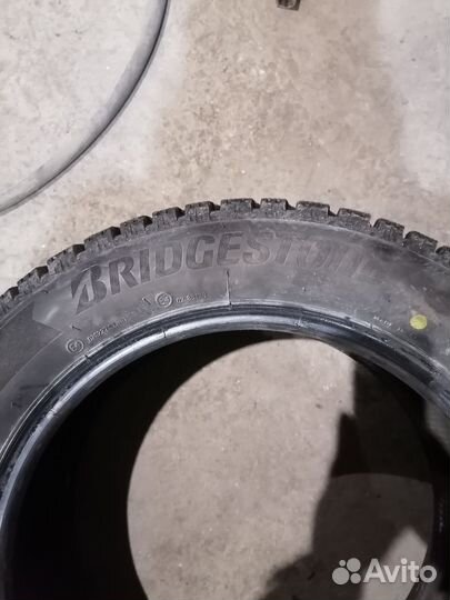 Bridgestone Ice Cruiser 7000S 205/55 R16 91T