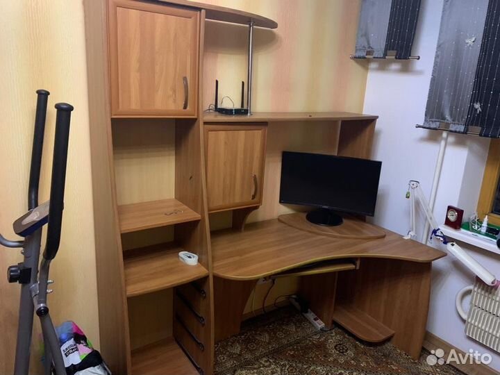 Компьютерный стол со шкафом бу