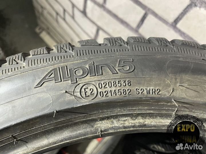 Michelin Alpin 5 205/45 R17