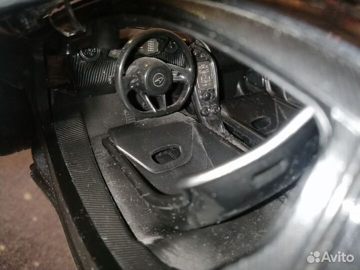 Машинка на радиоуправлении McLaren Sport