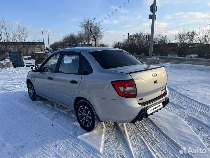 LADA Granta 1.6 МТ, 2012, 107 000 км