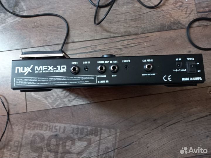 Гитарный процессор NUX-MFX-10