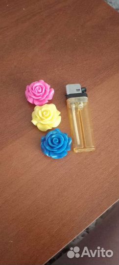 Пластиковые цветочки для подделок и рукоделия