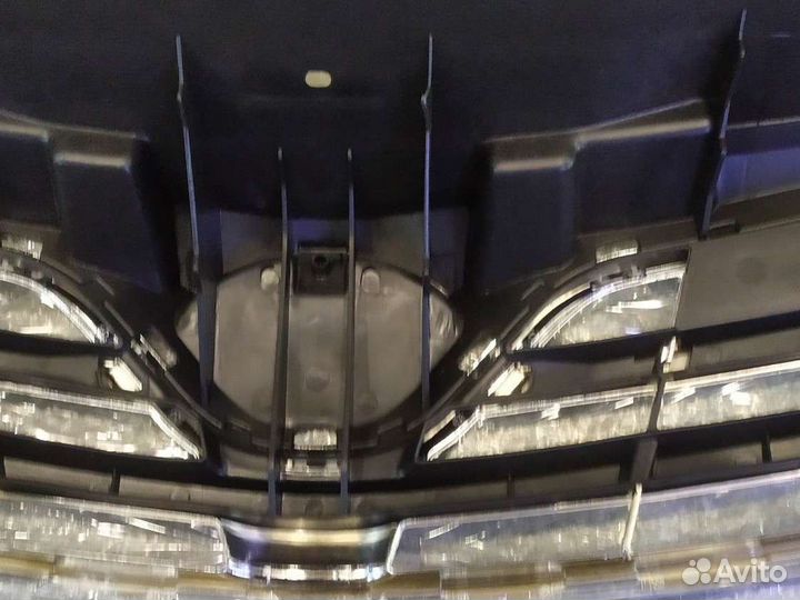 Решетка радиатора toyota corolla