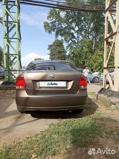 Volkswagen Polo 1.6 AT, 2015, 120 000 км