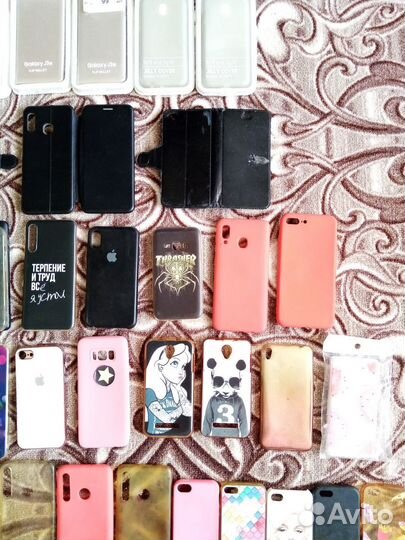 Лот чехлов для телефонов