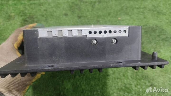 Усилитель акустической системы Land Rover Freelan