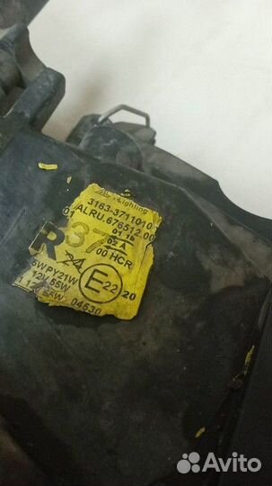 Фара правая стекло УАЗ Патриот