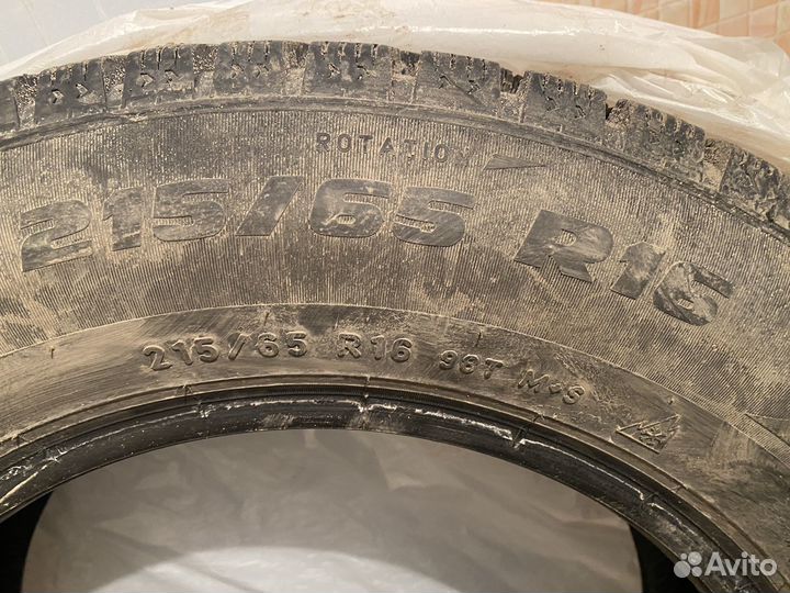 Pirelli Formula Ice 215/65 R16