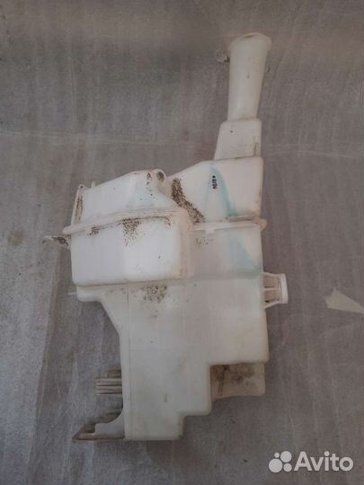 Hyundai Solaris 2 бачок омывателя