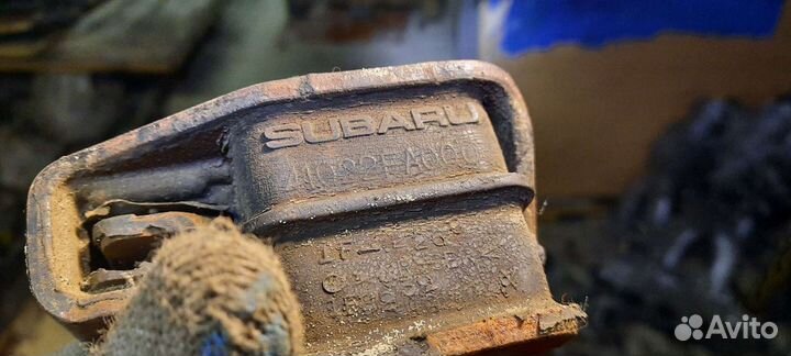 Подушка двигателя Subaru Impreza, Legacy