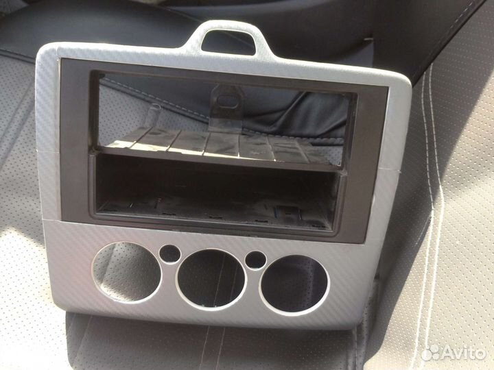 Рамка магнитолы ford focus 2