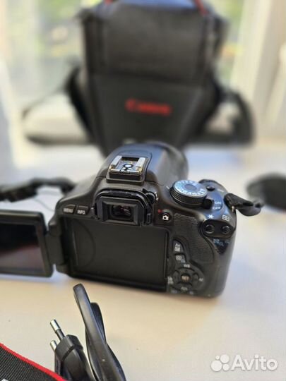 Зеркальный фотоаппарат canon eos 600d kit 18 135