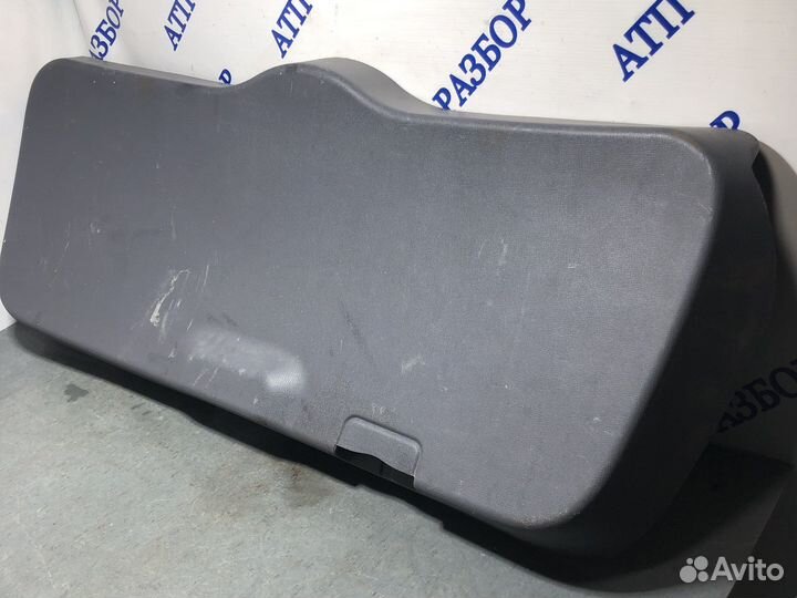 Обшивка крышки багажника Smily