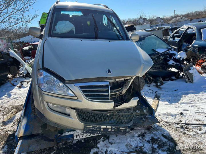 В разборе SsangYong Kyron 2.0 автомат АКПП 2008