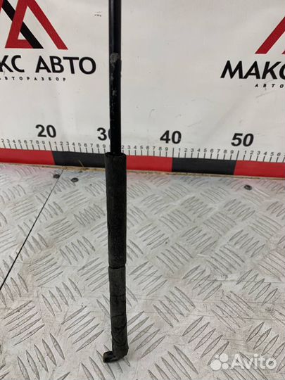 Б/У Держатель капота передний Hyundai Elantra XD