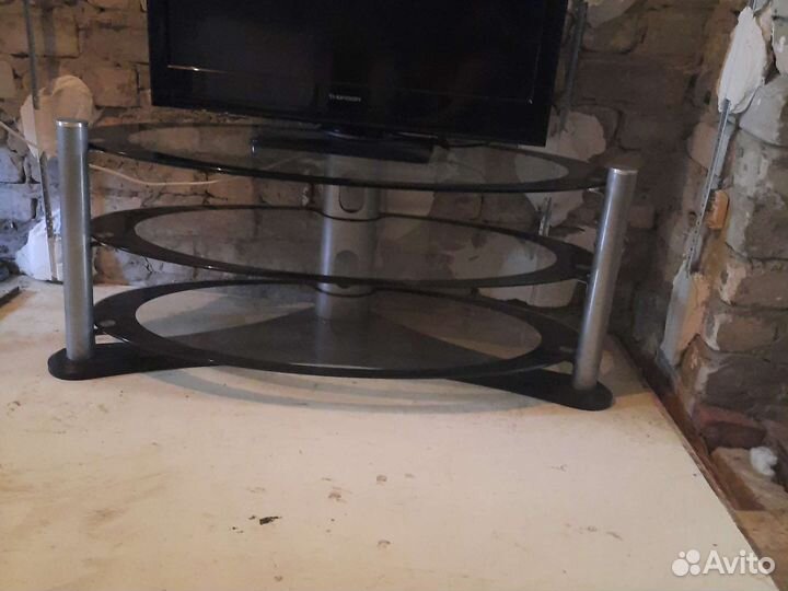 Подставка под телевизор