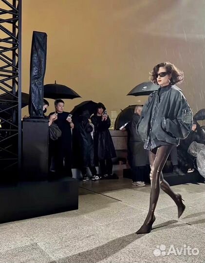 Бомбер Balenciaga