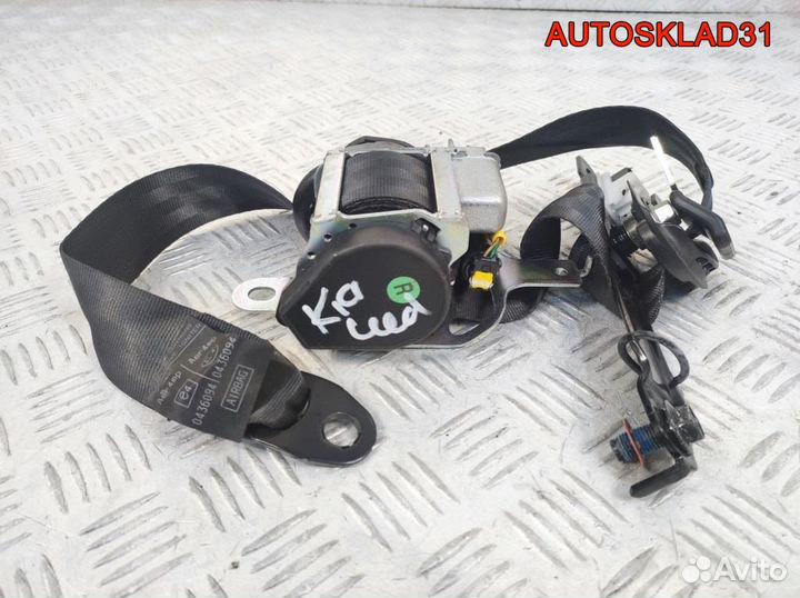 Ремень безопасности передний правый Kia Ceed