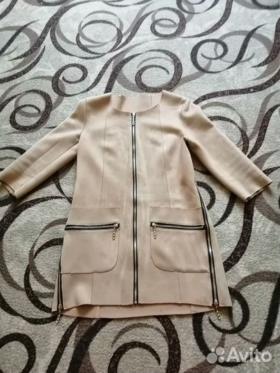 Женская верхняя одежда 44 46