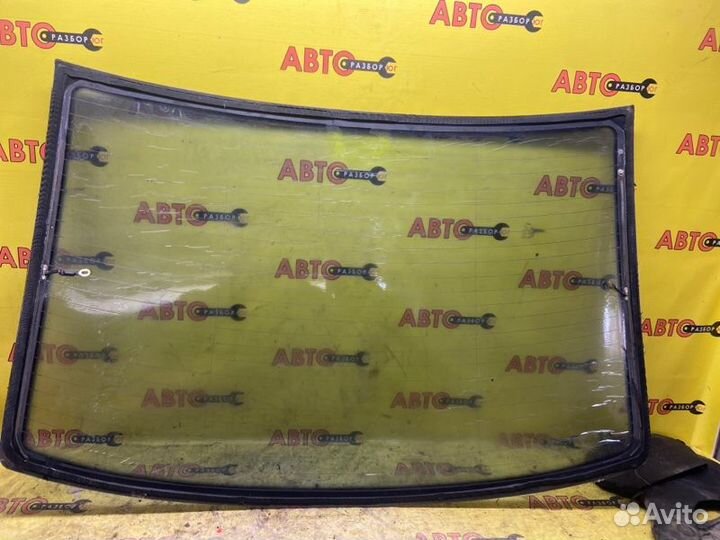 Стекло заднее Audi A6 C5 ALF 1999