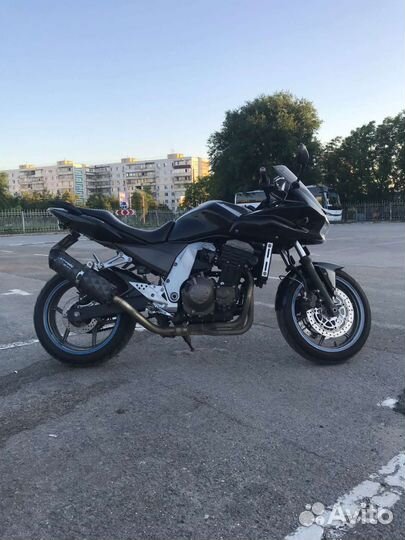 Kawasaki z750s