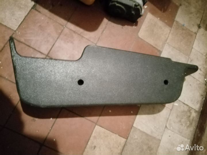 Накладка сиденья нижняя правая Mercedes w163