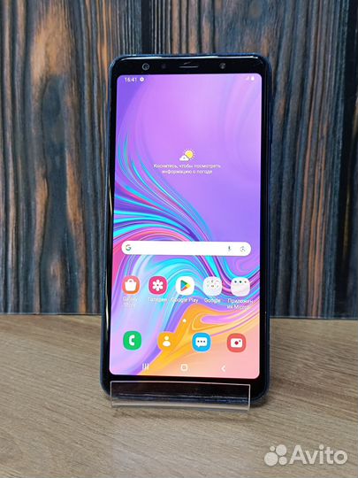 Samsung Galaxy A7 (2018), 4/64 ГБ