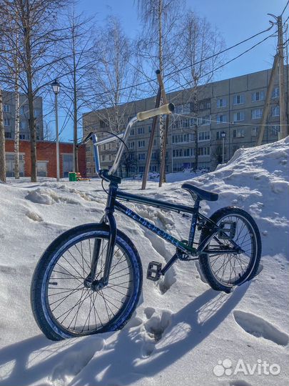 Трюковой велосипед bmx