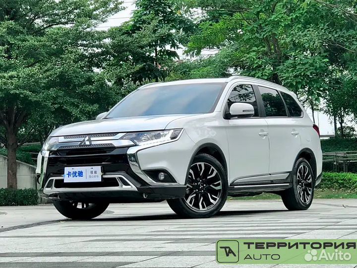 Mitsubishi Outlander 2.4 CVT, 2021, 24 000 км