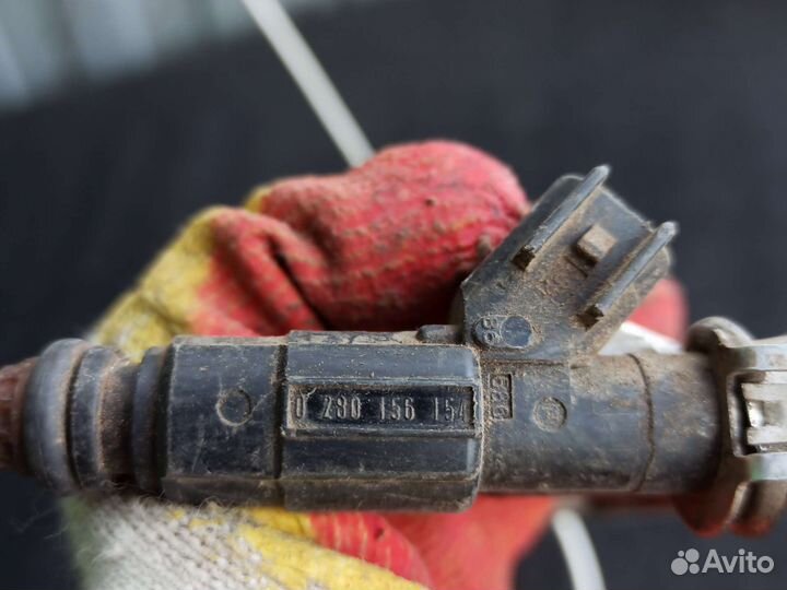 Топлевная рампа Mazda 6 2.0