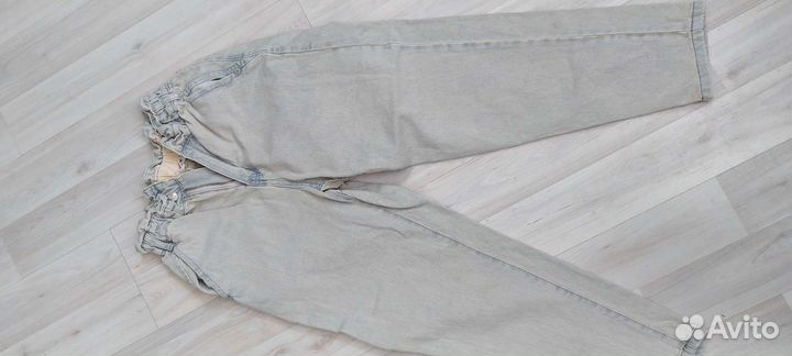 Джинсы и брюки S