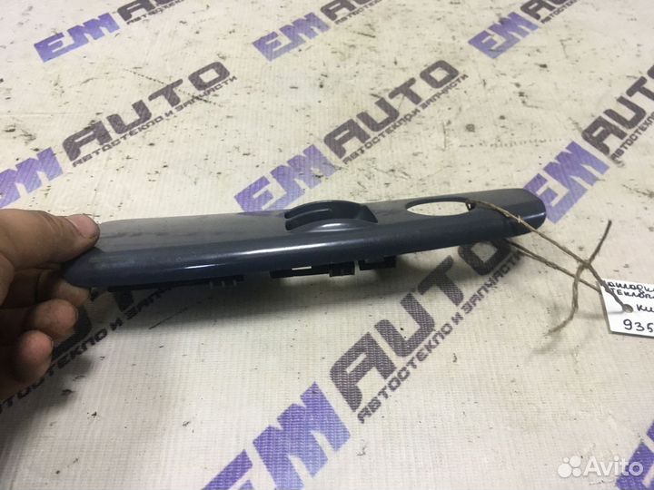 Накладка блока управления стеклоподъем. Киа Церато